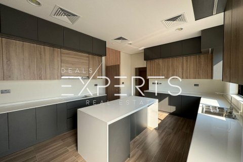Müüa villa on the Yas Island, Abu Dhabi, AÜE: 4 magamistoaga, 502.1 m² Nr 578225 - pilt 7