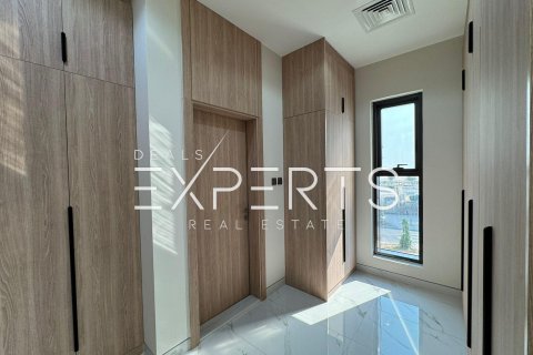 Müüa villa on the Yas Island, Abu Dhabi, AÜE: 4 magamistoaga, 502.1 m² Nr 578225 - pilt 18