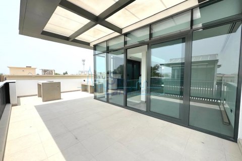 Vila u Jumeirah, Dubai, UAE 5 spavaćih soba, 418.1 m2 Br. 632024 - fotografija 1