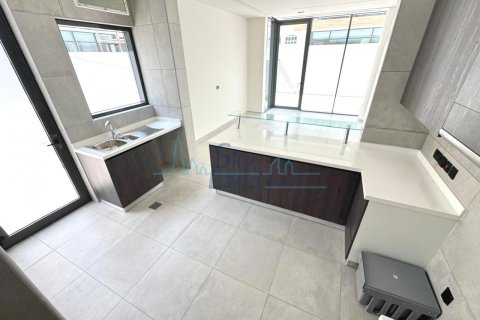 Vila u Jumeirah, Dubai, UAE 5 spavaćih soba, 418.1 m2 Br. 632024 - fotografija 5