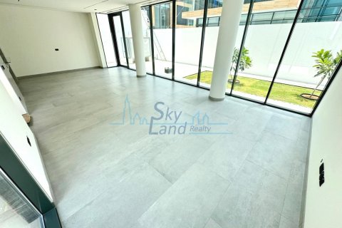 Vila u Jumeirah, Dubai, UAE 5 spavaćih soba, 418.1 m2 Br. 632024 - fotografija 2
