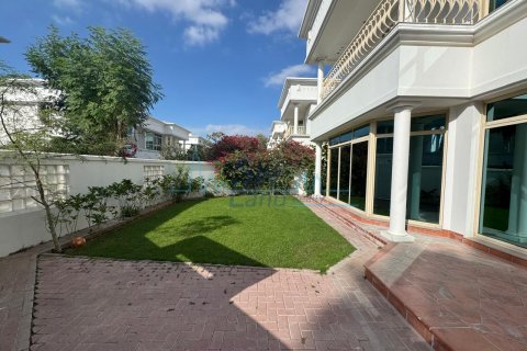 Vila di Umm Suqeim, Dubai, UEA 4 kamar tidur, 371.6 m2 nomor 632025 - foto 34