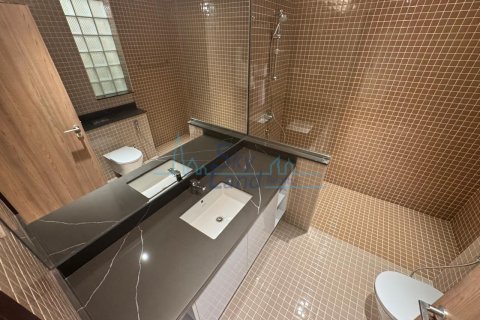 Vila di Umm Suqeim, Dubai, UEA 4 kamar tidur, 371.6 m2 nomor 632025 - foto 22