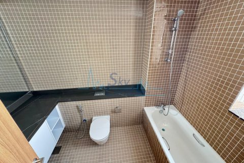 Vila di Umm Suqeim, Dubai, UEA 4 kamar tidur, 371.6 m2 nomor 632025 - foto 29