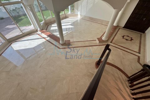 Vila di Umm Suqeim, Dubai, UEA 4 kamar tidur, 371.6 m2 nomor 632025 - foto 4