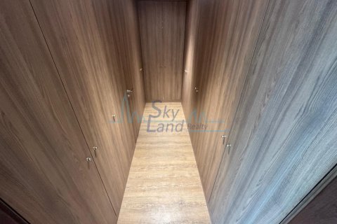 Vila di Umm Suqeim, Dubai, UEA 4 kamar tidur, 371.6 m2 nomor 632025 - foto 27
