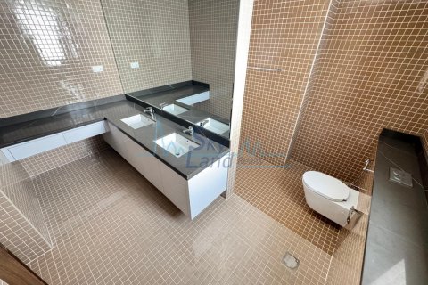 Vila di Umm Suqeim, Dubai, UEA 4 kamar tidur, 371.6 m2 nomor 632025 - foto 36