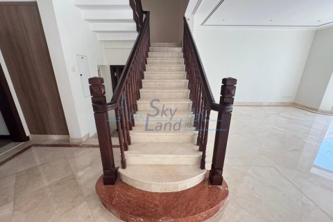 Vila di Umm Suqeim, Dubai, UEA 4 kamar tidur, 371.6 m2 nomor 632025 - foto 15