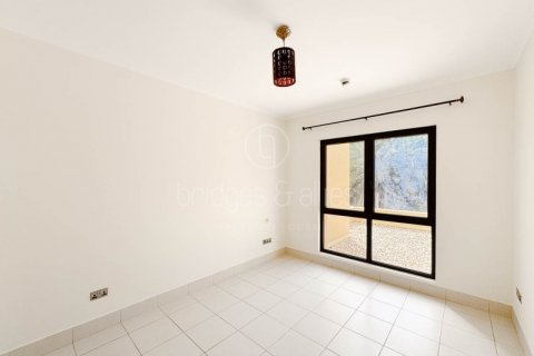 Apartment in Old Town, Dubai, UAE 1 bedroom, 72.9 sq.m. № 589342 - photo 9