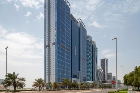 Al Zahiyah, Abu Dhabi, UAE의 MEENA TOWER 번호 132513