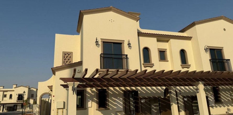 阿联酋 Abu Dhabi Khalifa City 联排别墅  3 卧, 149 平方米 , 编号 594326