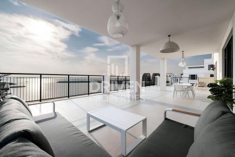 Apartment sa Jumeirah, Dubai, UAE 4 silid-tulugan, 355 sq.m. № 602370 - larawan 3
