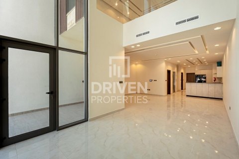 Villetta a schiera in vendita a Jumeirah Village Circle, Dubai, EAU 4 camere da letto, 362 mq. № 602359 - foto 1