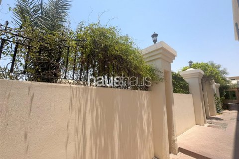 Umm Suqeim, Dubai, संयुक्त अरब अमीरात में विला, 5 बेडरूम, 513 वर्ग मीटर, संख्या 625687 - फ़ोटो 6