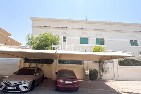 Umm Suqeim, Dubai, संयुक्त अरब अमीरात में विला, 5 बेडरूम, 513 वर्ग मीटर, संख्या 625687 - फ़ोटो 7