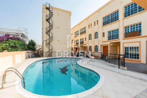 Mirdif、Dubai、UAE にあるヴィラ販売中 4ベッドルーム、1290 m2、No602280 - 写真 17