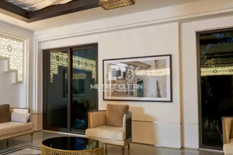 Apartment in Umm Suqeim, Dubai, UAE 2 bedrooms, 111 sq.m. № 592806 - photo 9