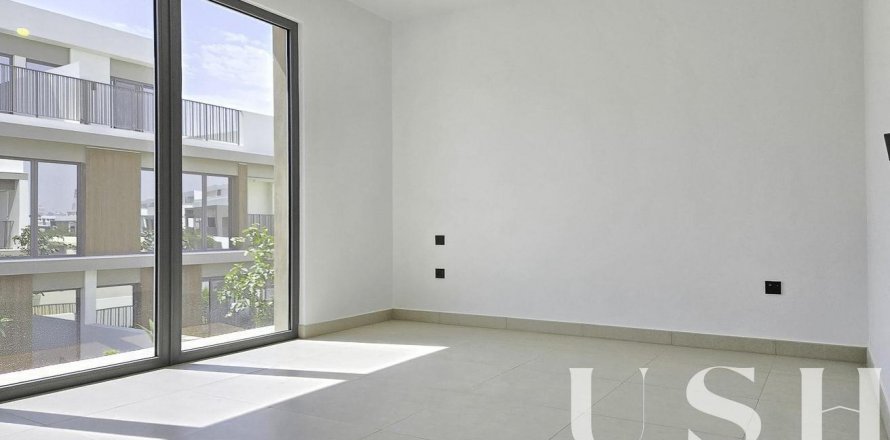 Vila v Tilal Al Ghaf, Dubai, SAE 4 ložnice, 237 m² Č.: 621060