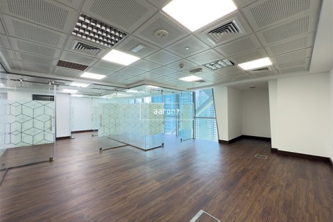 Kantor di Jumeirah Lake Towers, Dubai, UEA 102.8 m2 nomor 624430 - foto 1