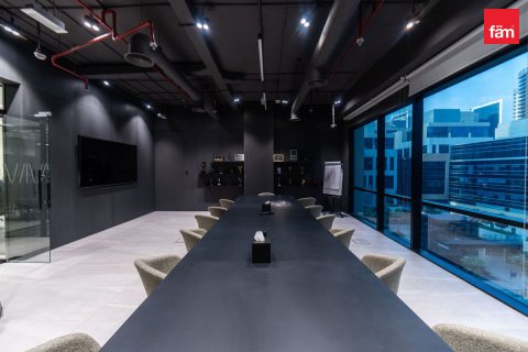 Zyrë në Business Bay, Dubai, Emiratet e Bashkuara Arabe 561.9 m2. № 591123 - Foto 11