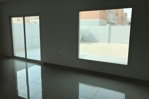 Řadový dům v Al Samha, Abu Dhabi, SAE 3 ložnice, 157 m² Č.: 594739 - fotografie 8