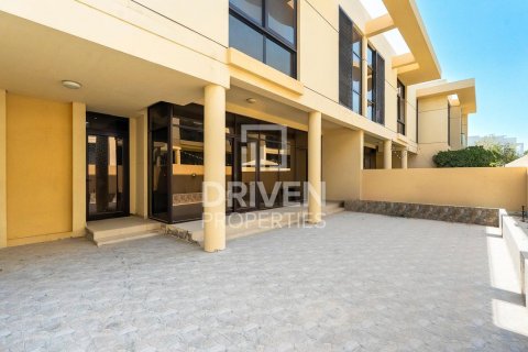 טאונהאוס להשכרה ב DAMAC Hills (Akoya by DAMAC), Dubai, איחוד האמירויות  3 חדרי שינה, 253 מ"ר, מספר 603190 - תמונה 18