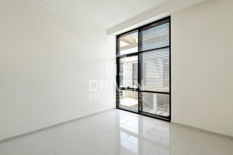 טאונהאוס להשכרה ב DAMAC Hills (Akoya by DAMAC), Dubai, איחוד האמירויות  3 חדרי שינה, 253 מ"ר, מספר 603190 - תמונה 12