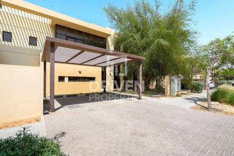טאונהאוס להשכרה ב DAMAC Hills (Akoya by DAMAC), Dubai, איחוד האמירויות  3 חדרי שינה, 253 מ"ר, מספר 603190 - תמונה 19