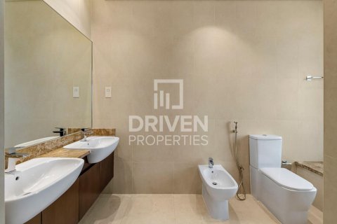 Vilë në Meydan, Dubai, Emiratet e Bashkuara Arabe 5 dhoma gjumi, 910 m2. № 603119 - Foto 16