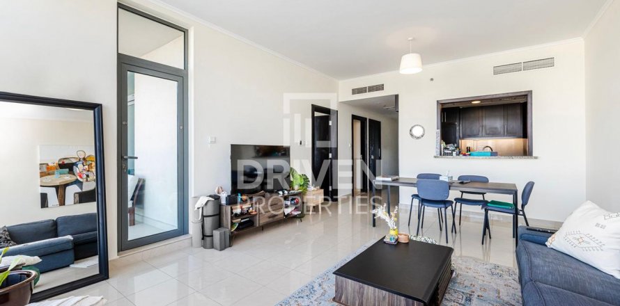 Apartment in The Views, Dubai, UAE 1 bedroom, 83 sq.m. № 602342