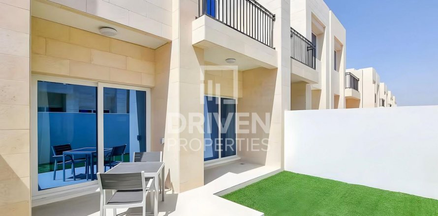 Townhouse in DAMAC Hills (Akoya by DAMAC), Dubai, UAE 4 bedrooms, 217 sq.m. № 602499