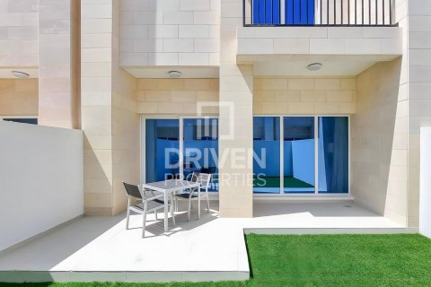 Townhouse in DAMAC Hills (Akoya by DAMAC), Dubai, UAE 4 bedrooms, 217 sq.m. № 602499 - photo 15