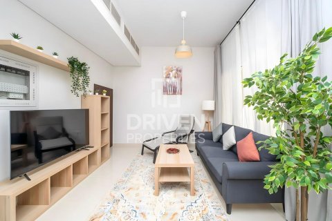 Townhouse in DAMAC Hills (Akoya by DAMAC), Dubai, UAE 4 bedrooms, 217 sq.m. № 602499 - photo 17
