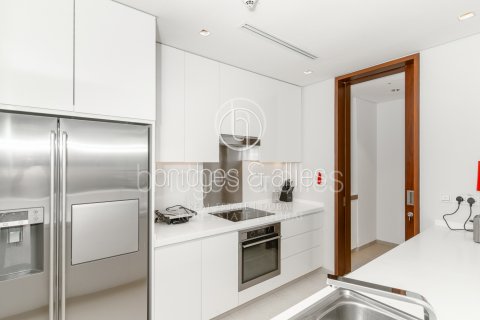 Apartment in The Hills, Dubai, UAE 2 bedrooms, 155.8 sq.m. № 624552 - photo 7