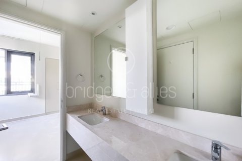 Vilë në Dubai Hills Estate, Emiratet e Bashkuara Arabe 5 dhoma gjumi, 254.1 m2. № 624555 - Foto 15