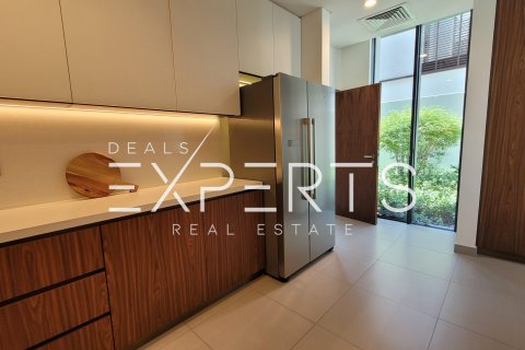 Huvila Saadiyat Island, Abu Dhabi, Arabiemiraatit 6 makuuhuonetta, 620.6 m2 № 550058 - kuva 27