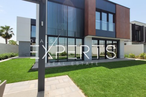 Huvila Saadiyat Island, Abu Dhabi, Arabiemiraatit 6 makuuhuonetta, 620.6 m2 № 550058 - kuva 1