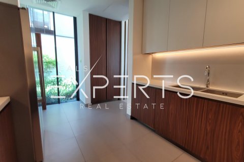 Huvila Saadiyat Island, Abu Dhabi, Arabiemiraatit 6 makuuhuonetta, 620.6 m2 № 550058 - kuva 26