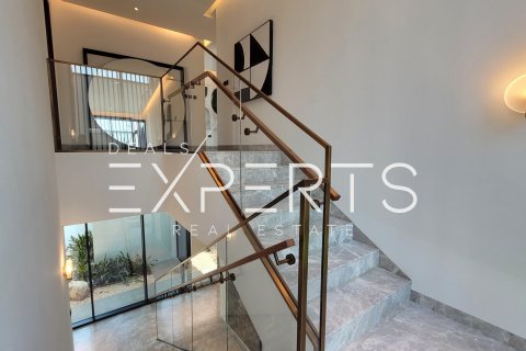 Huvila Saadiyat Island, Abu Dhabi, Arabiemiraatit 6 makuuhuonetta, 620.6 m2 № 550058 - kuva 15