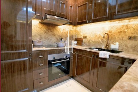 Apartament në Corniche Road, Abu Dhabi, Emiratet e Bashkuara Arabe 4 dhoma gjumi, 155.8 m2. № 550330 - Foto 10