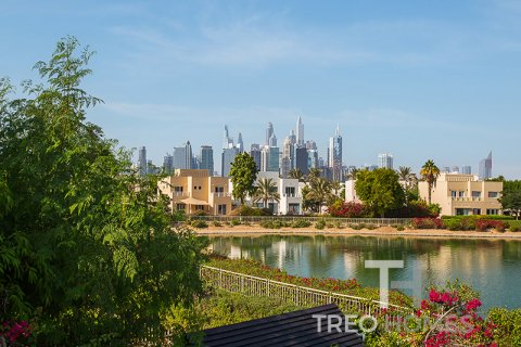 Villa itt: Meadows, Dubai, EAE, 4 hálószoba, 627 m², azonosító: 586529 - fénykép 20