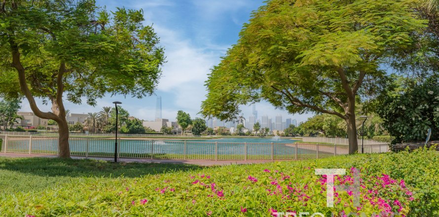 Vila di Meadows, Dubai, UEA 5 kamar tidur, 489 m2 nomor 586526