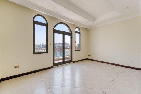 Vilë në Palm Jumeirah, Dubai, Emiratet e Bashkuara Arabe 4 dhoma gjumi, 658 m2. № 616463 - Foto 9