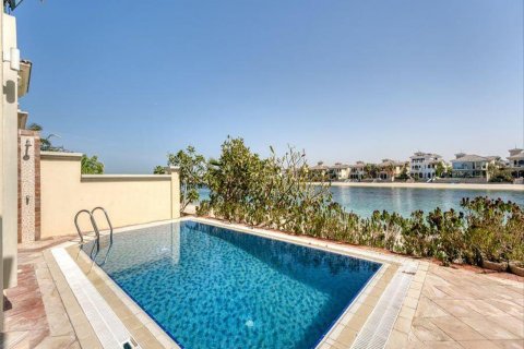 Vilë në Palm Jumeirah, Dubai, Emiratet e Bashkuara Arabe 4 dhoma gjumi, 658 m2. № 616463 - Foto 17
