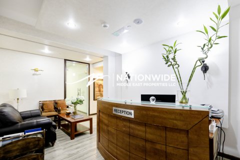 Office in Abu Dhabi, UAE 160 sq.m. № 633209 - photo 4