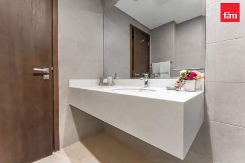 Apartmen di Motor City, Dubai, UAE 1 bilik tidur, 72.2 meter persegi № 621403 - foto 18