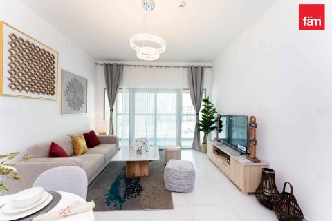 Apartmen di Motor City, Dubai, UAE 1 bilik tidur, 72.2 meter persegi № 621403 - foto 6