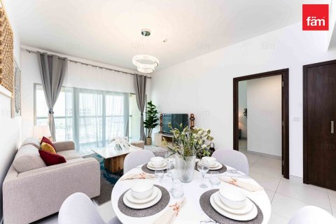 Apartmen di Motor City, Dubai, UAE 1 bilik tidur, 72.2 meter persegi № 621403 - foto 1