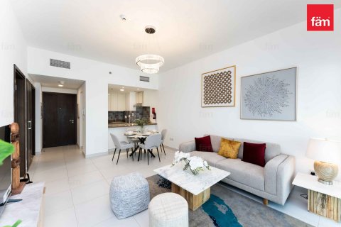 Apartmen di Motor City, Dubai, UAE 1 bilik tidur, 72.2 meter persegi № 621403 - foto 4
