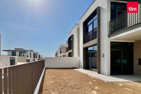Vila v Al Furjan, Dubai, SAE 4 ložnice, 343.8 m² Č.: 621400 - fotografie 15